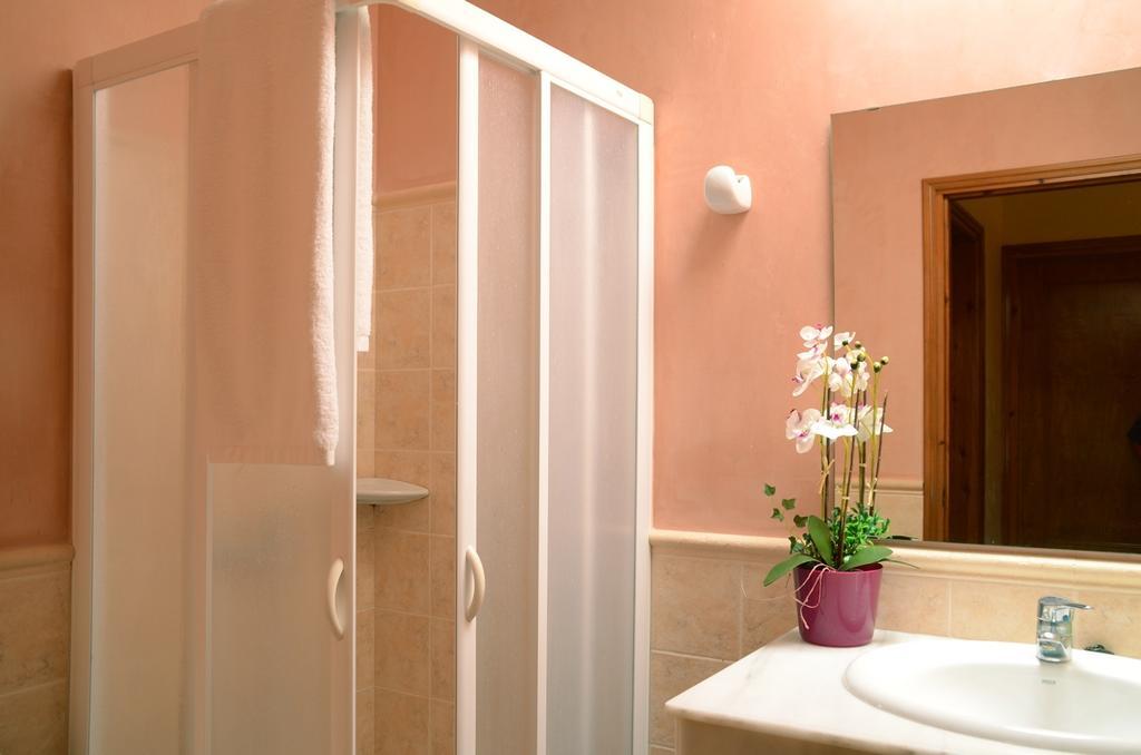 Villas Las Golondrinas Кала'н Бош Екстериор снимка