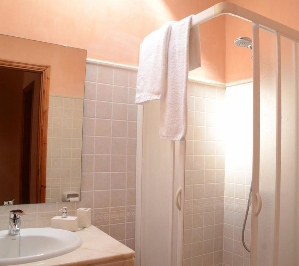 Villas Las Golondrinas Кала'н Бош Екстериор снимка